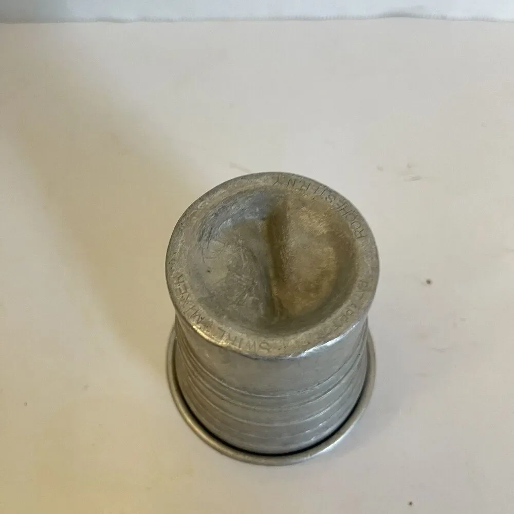 Vintage Swirl Mixer Aluminum 6 Line I Cup Measuring Cup Lidded Shaker Vtg